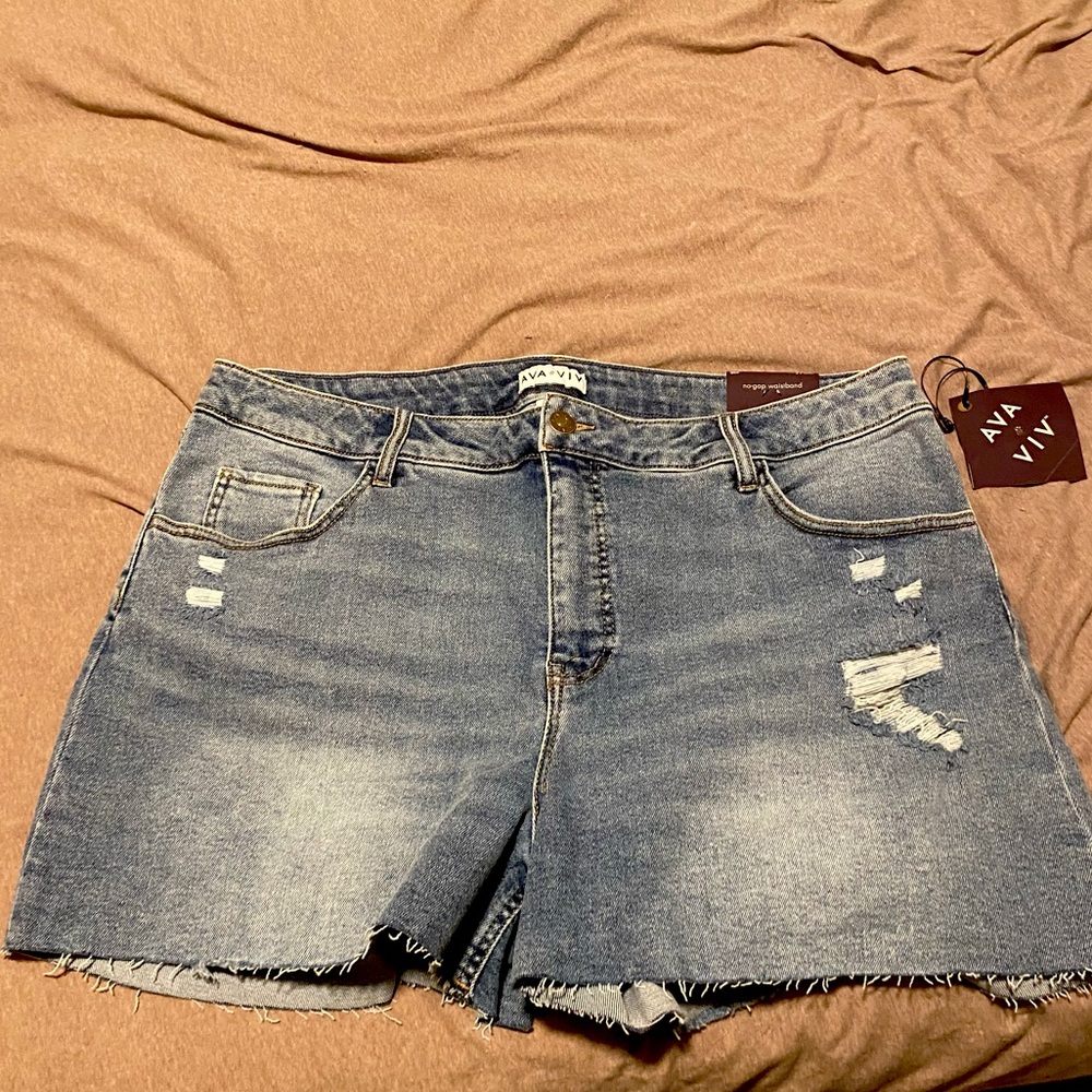 ✨brand new✨ jean cropped shorts from 2021